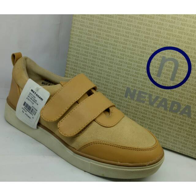 Sepatu snekers wanita merk nevada size 37.. 100% ORIGINAL brand matahari