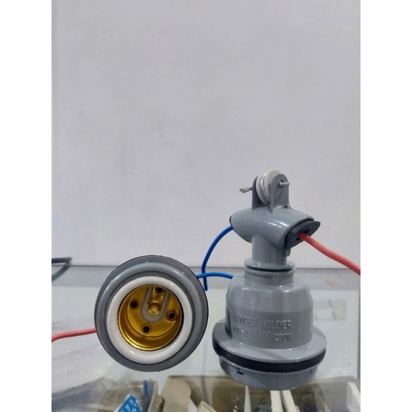 fitting gantung keramik / fitting gantung kap WD / fitting gantung kap hijau