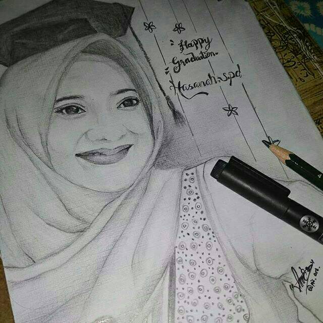 

Sketch wejah kado wisuda, kado wedding, kado ulang tahun (ultah), sovennir murah.