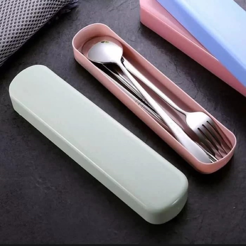 Sendok Garpu Sumpit Makan Set Stainless Kotak Box Plastik Travel Spoon