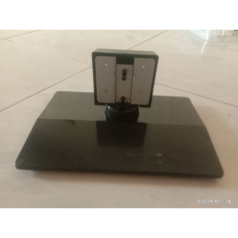 Kaki tv led sharp 24in kaki tv led sharp LC24LE430M