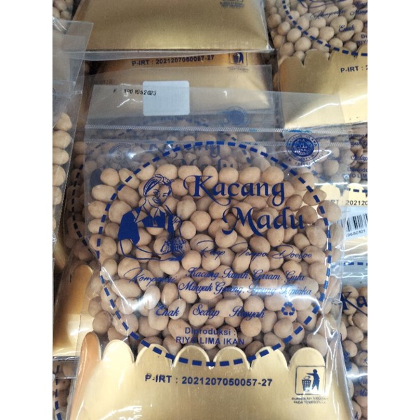 

kacang madu