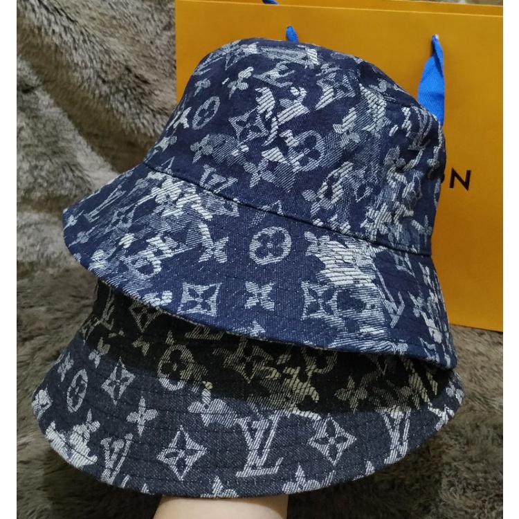 Louis Vuitton Monogram Denim Bucket Hat Bobbygram Cap Rare Jean Sun Visor  1lk31 For Sale at 1stDibs