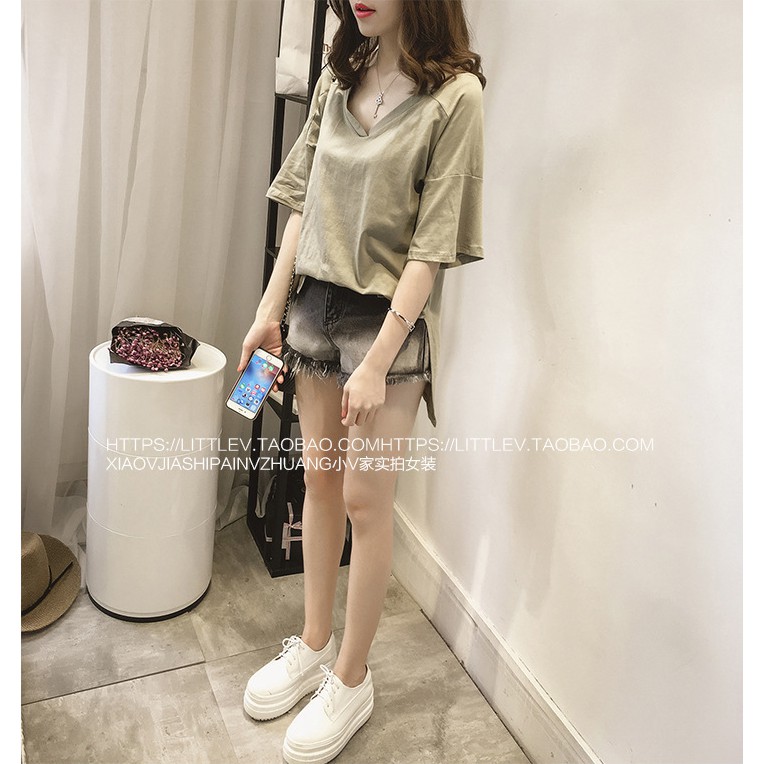 Kaos Wanita Berlengan Setengah Lengan T-shirt Casual Leher V Korean Style Kaos Fashion Longgar Adem