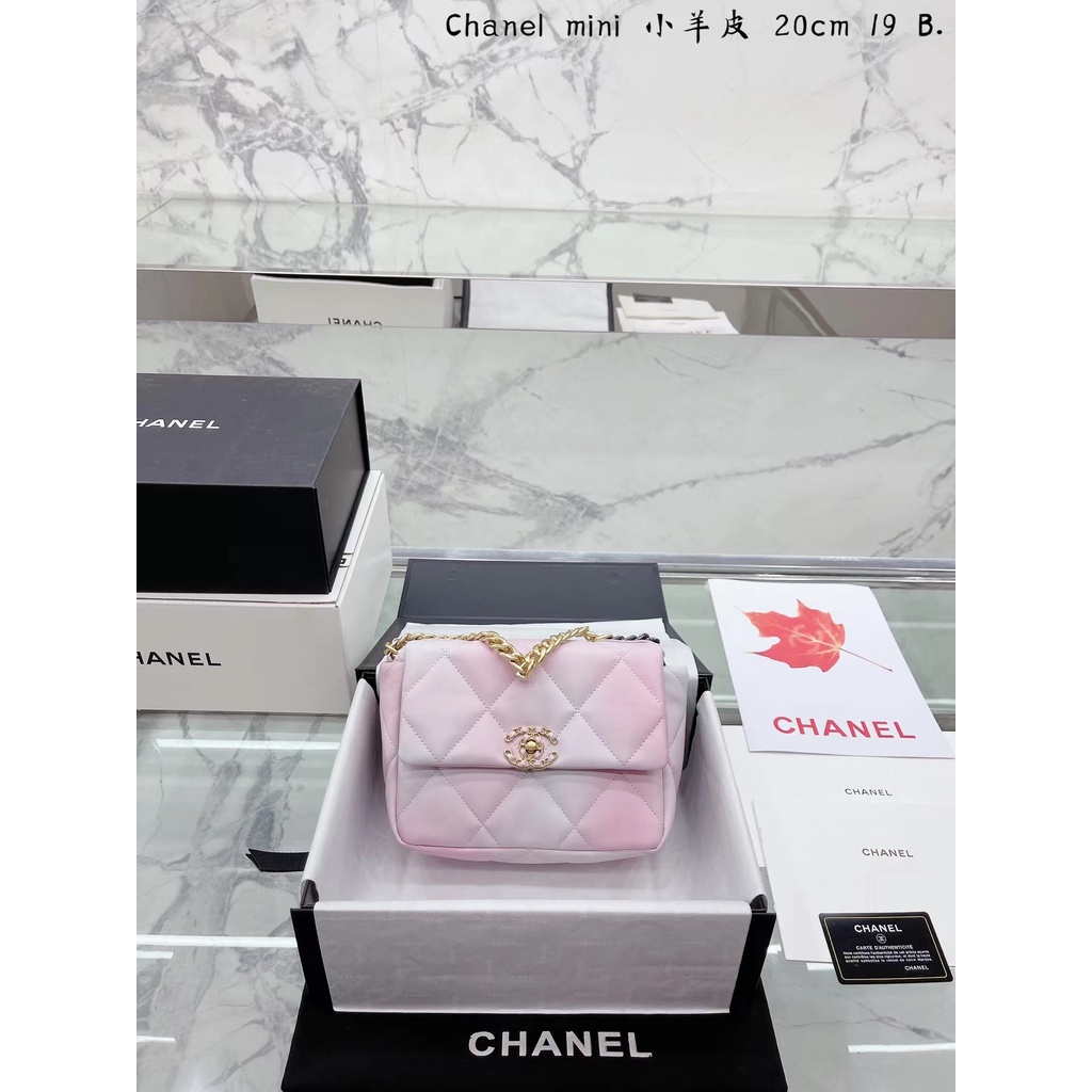 Spot new Chanel19 chain bag