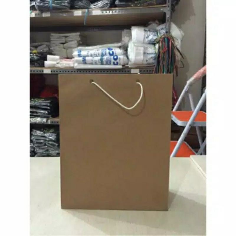 

Paperbag craft coklat polos 25x9x32