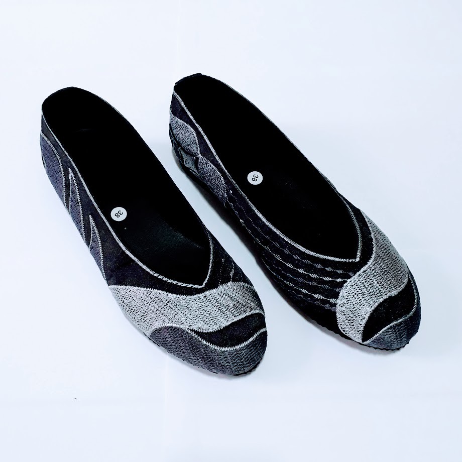 etnik fashion sepatu wanita flat slip on bordir ombak abu