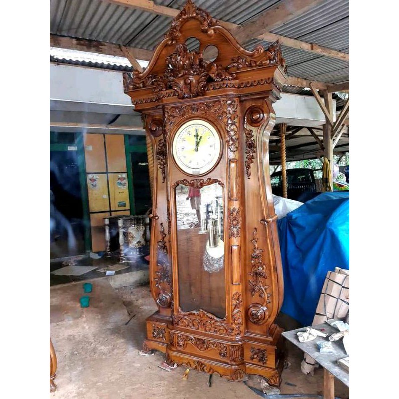 jam gadang bagong biola / lemari jam hias