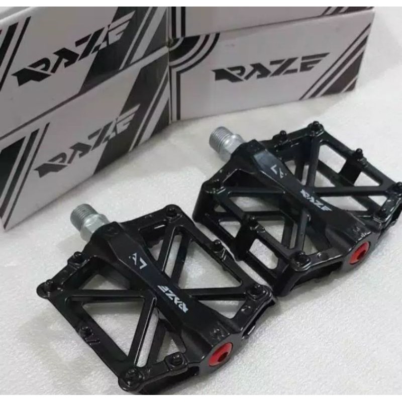 Pedal Sepeda RAZE P78 Original