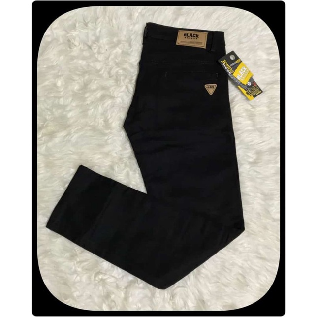 CELANA JEANS PRIA HITAM PEKAT BAHAN MELAR GARANSI BAHAN 100%