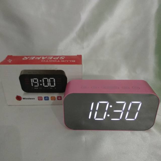 Wireless Speaker LED Clock A65