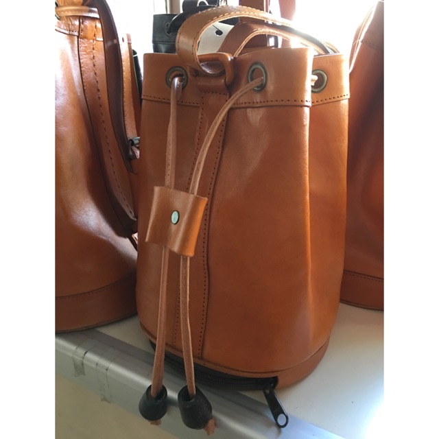 Tas kulit dian Sastro AADC 2