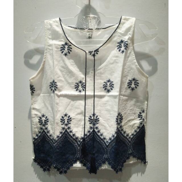 Embroidery top / baju bordir / baju bangkok / top bordir / blus bordir