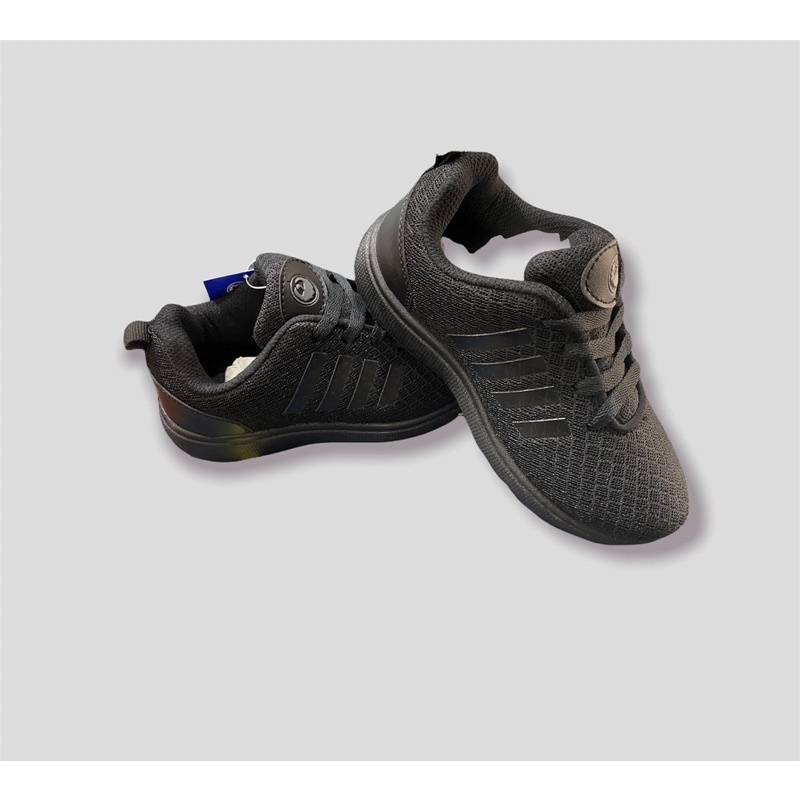 Sepatu Sekolah Runner