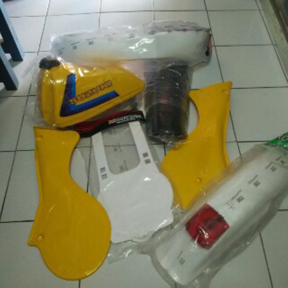 bodi trail jadul rm thn.85 body plastik tangki jok fiber kualitas