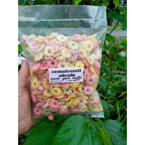 

sakura warna warni cemilan gurih 200gram