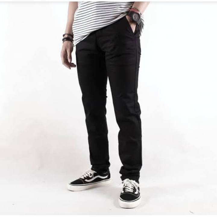 CELANA PRIA CHINO SLIM FIT PANJANG HITAM