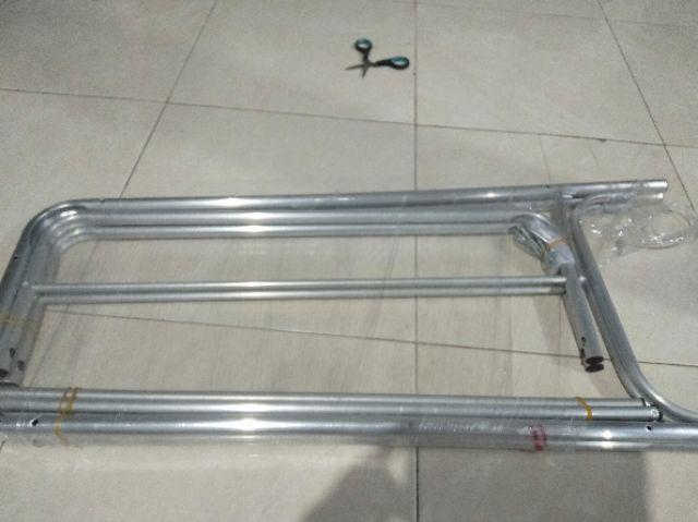 Jemuran Handuk Lipat Alumunium