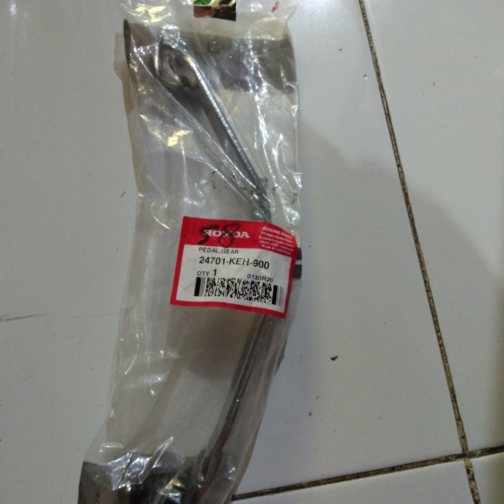 Pedal Persneling Versneling Pedal Gear Change Honda GL Pro NT GL Pro MegaPro 24701 KEH 900