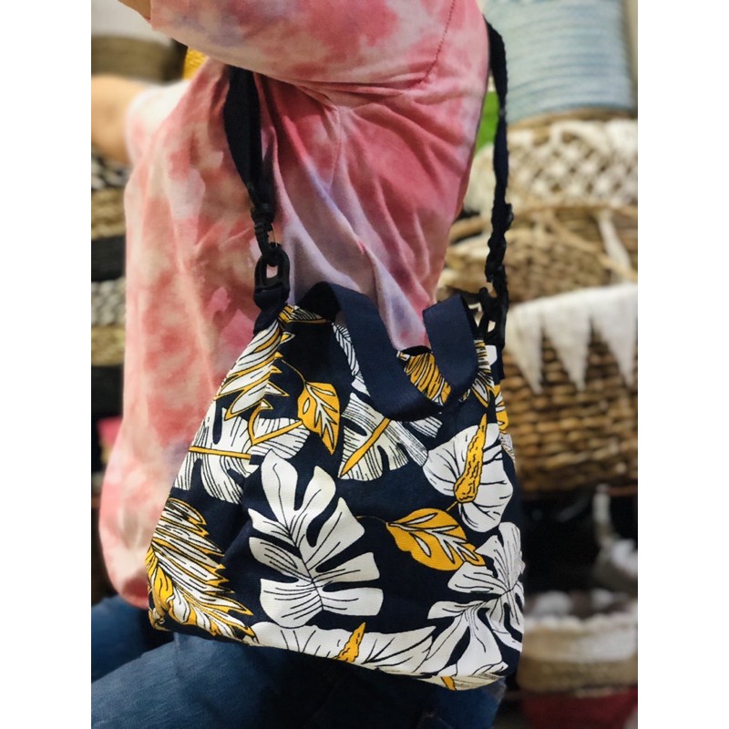 tas kanvas dobel hande 20x20