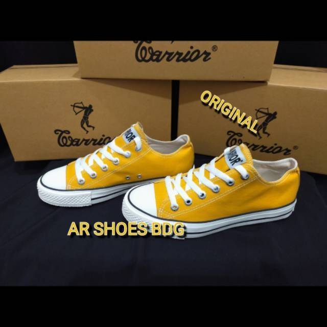 Sepatu warrior sparta pendek kuning original termurah /sepatu sneakers warior sparta kuning murah