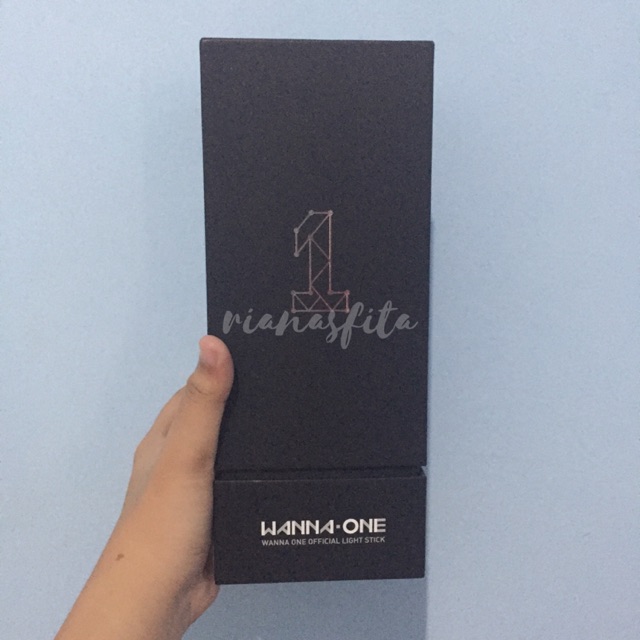 WANNA ONE OFFICIAL LIGHTSTICK - NABLEBONG [PRELOVED]