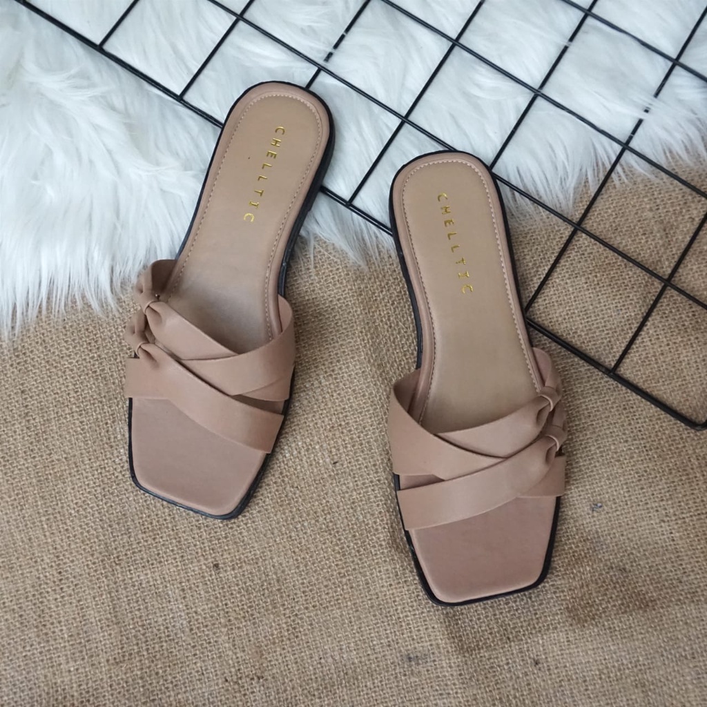 Sandal Wanita Terbaru Slip sandal slip on sandal wanita terbaru murah kekinian Sandal Teplek Wanita