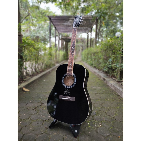 Gitar Akustik Model Yamaha F-310