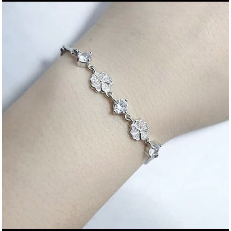 Gelang tangan wanita gelang tangan perak 925 lapis emas putih motif love