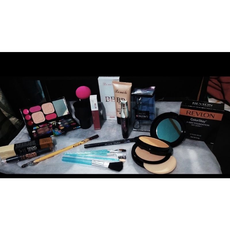 paket makeup lengkap