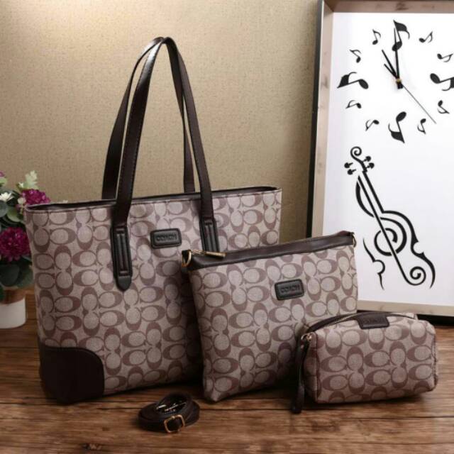 TAS COACH TOTE BAG FREE 2 POUCH