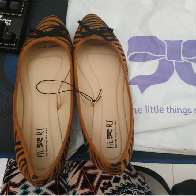 Preloved sepatu the little things she needs 39 belom pernah di pakai