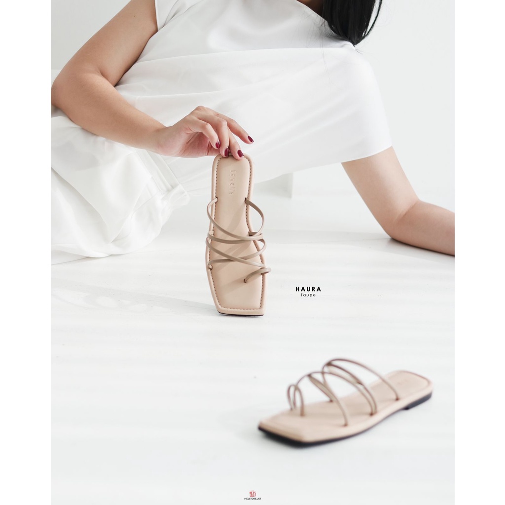 Damelia Haura Sandals Wanita