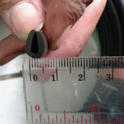 Menjual Karet list u untuk pintu mobil