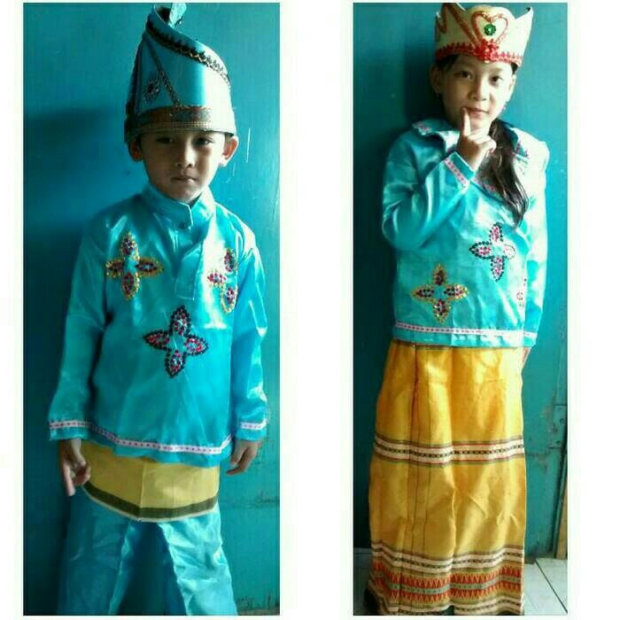 Contoh Pakaian Adat Riau - Baju Adat Tradisional