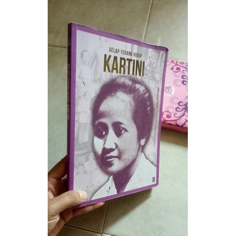 Buku Gelap Terang Hidup Kartini