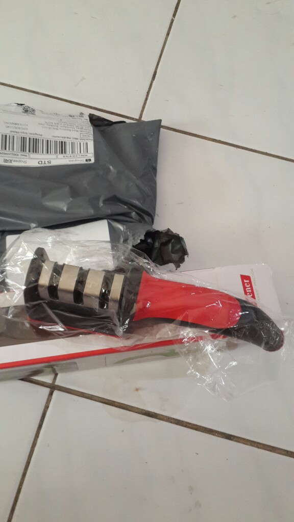 Pengasah Pisau Knife Sharpener Alat Dapur  Pisau Swifty Sharp Asahan Pisau
