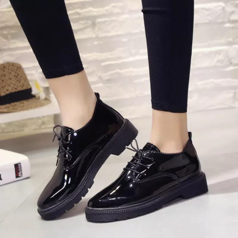 Sepatu Wanita docmart CLAUDIA BOOTS Tali Glosy Premium RS 001