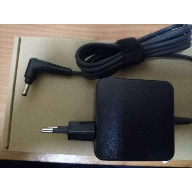 ADAPTOR/CHARGER LAPTOP LENOVO 20V2.25A DC4.0X1.7MM SMALL PLUG ORIGINAL