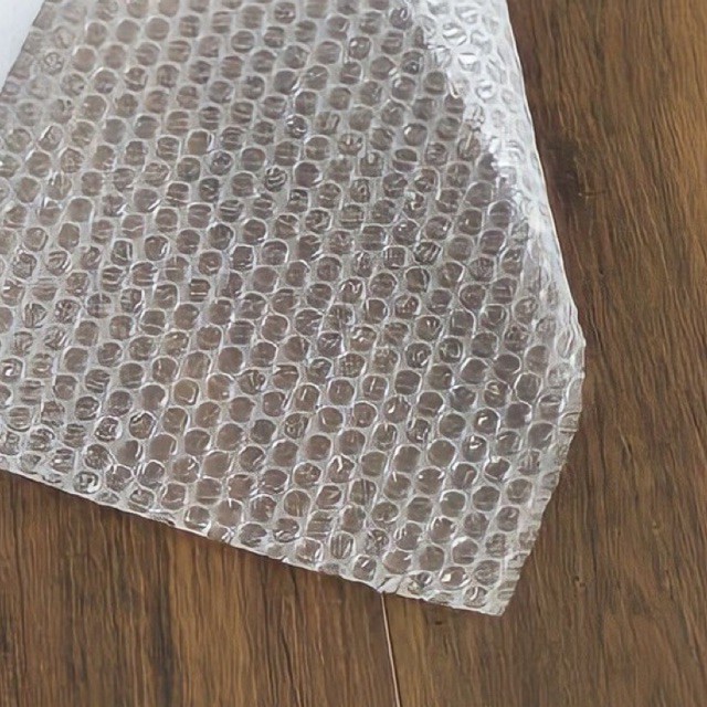 

Bubble Wrap + Extra Box (WAJIB)