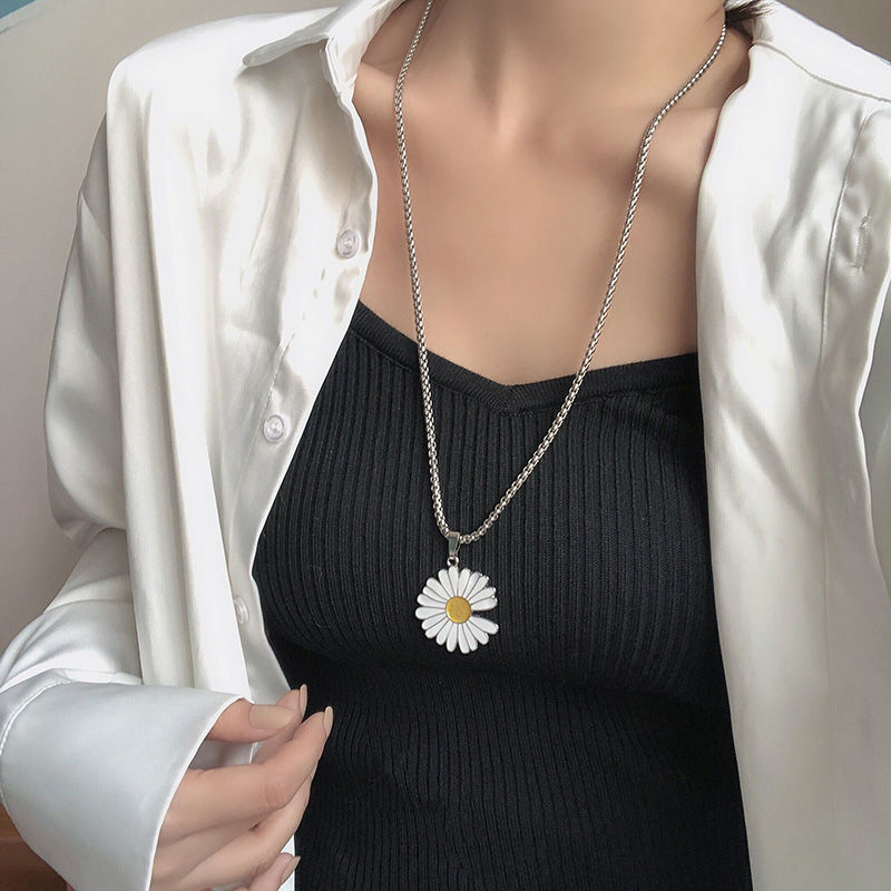 Kalung Liontin Daisy Bahan Titanium Steel Gaya Hip Hop Untuk Pria Dan Wanita