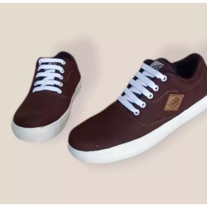 SEPATU SNEAKERS CASUAL PRIA KEREN VANS AUTHENTIC COKELAT SEPATU SNEAKERS TALI TERMURAH