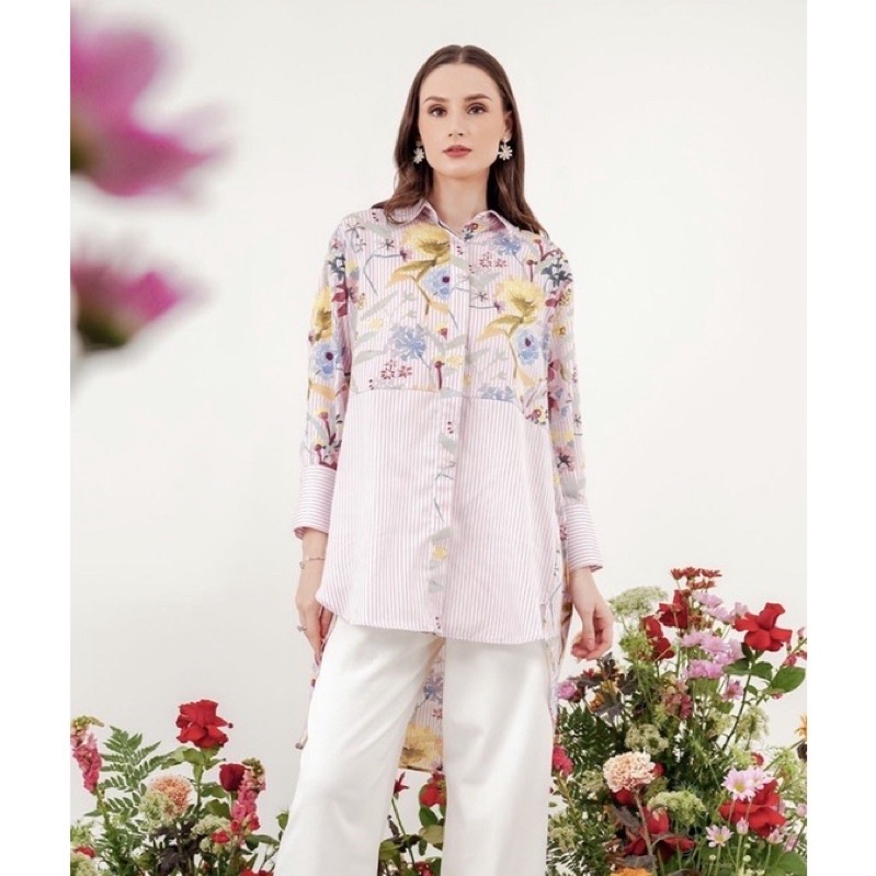 Romantic Garden Benang Jarum Oversized Shirt Pink size S