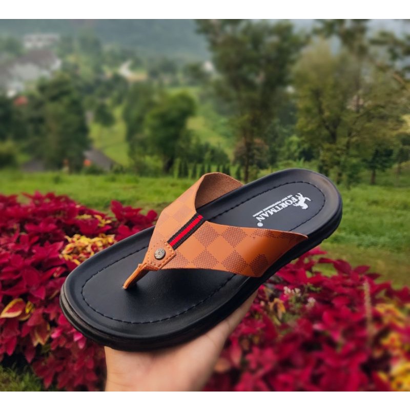 Fortman - Sandal Pria Distro / Sendal Japit Pria Keren / Sandal Kasual Terlaris