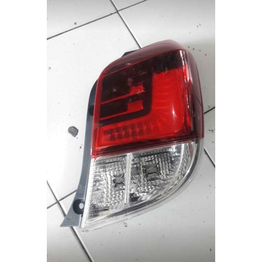 stoplamp agya trd 2018 sebelah kanan
