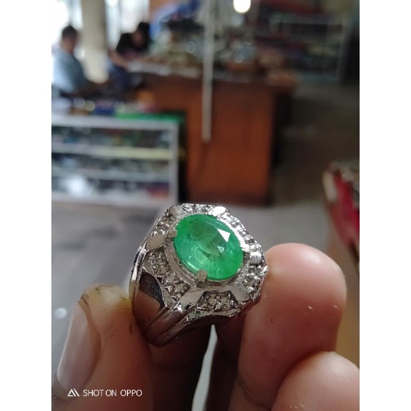 batu cincin jamrud catam