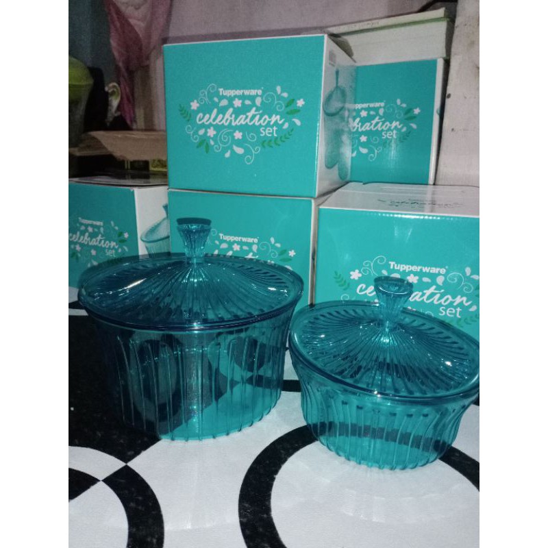 Celebration Set Tupperware