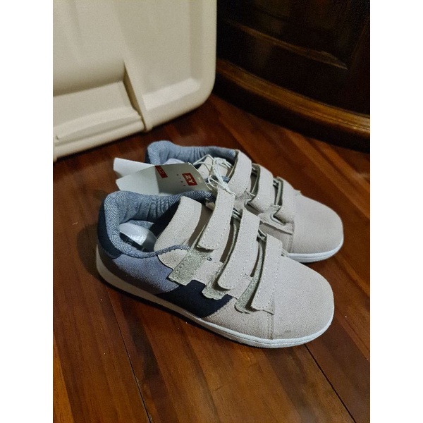 jual rugi sepatu anak laki boy shoes zippy