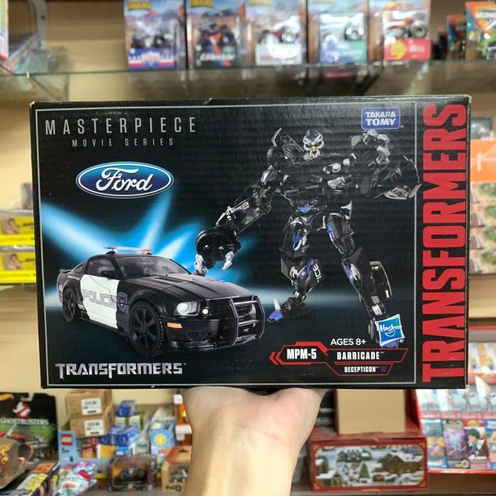 Hasbro Transformers Masterpiece MPM-5 Barricade Decepticon LESISH