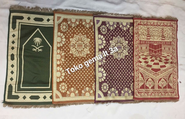 Sajadah Muka Kecil Motif Dan Warna Random